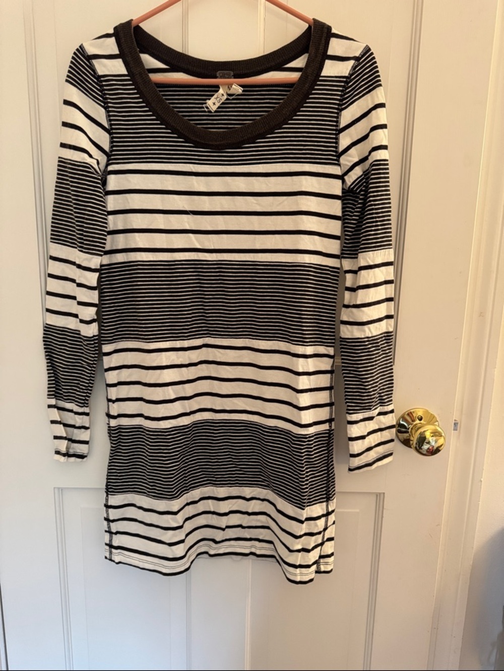 Black & White Striped Long Sleeve Dress